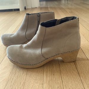 Dansko Maria Bootie in taupe milled nubuck